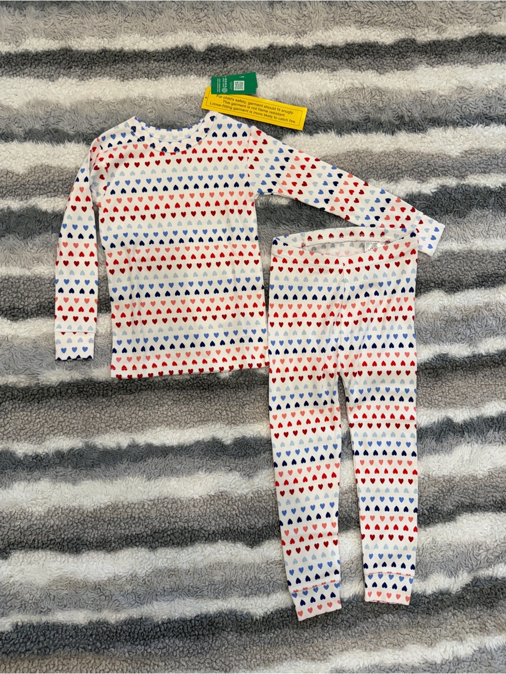 babyGap Girl Organic Cotton Hearts Pajama Set 3T NWT